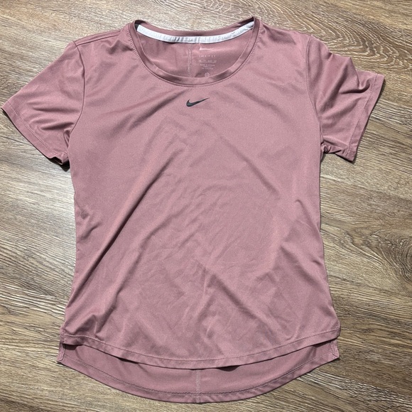 Nike Tops - Nike One Relaxed Dri-FIT